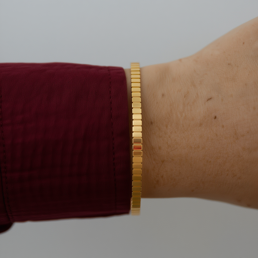 Elise Bangle