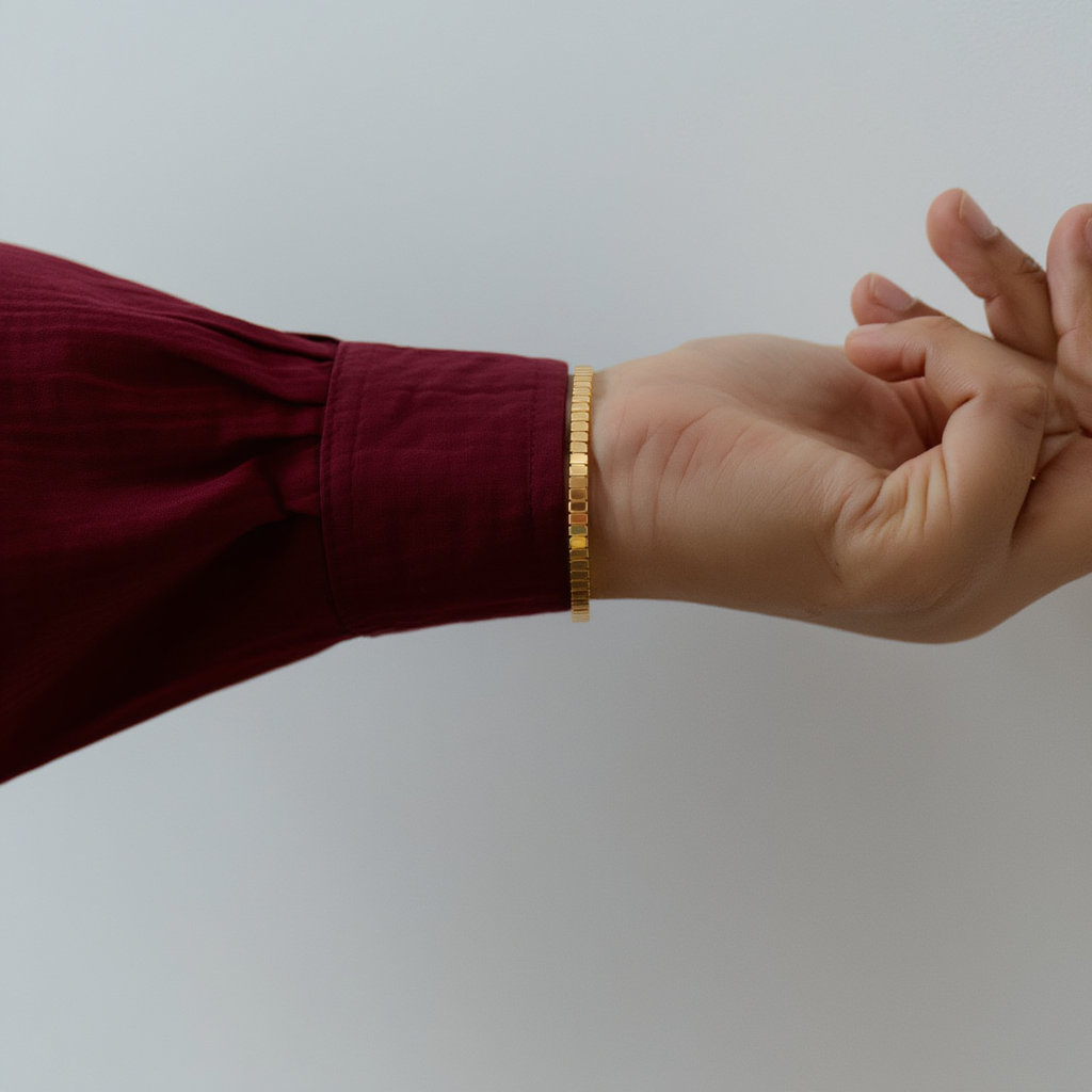Elise Bangle