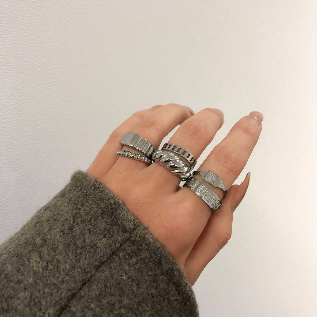 Croissant Ring