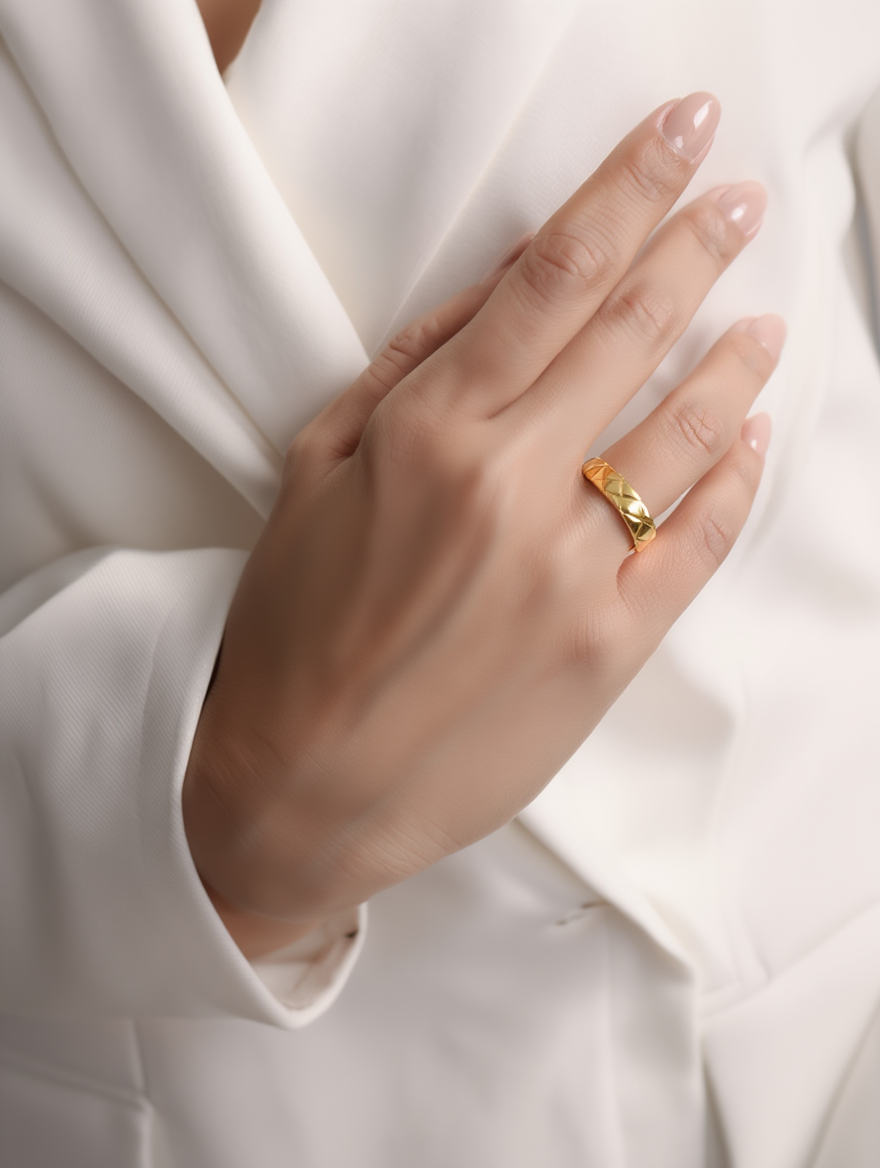 Aubrey Ring - Gold