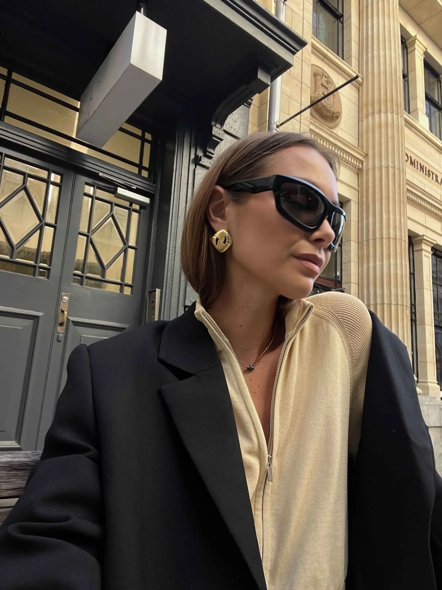 Elva Earrings  - Gold