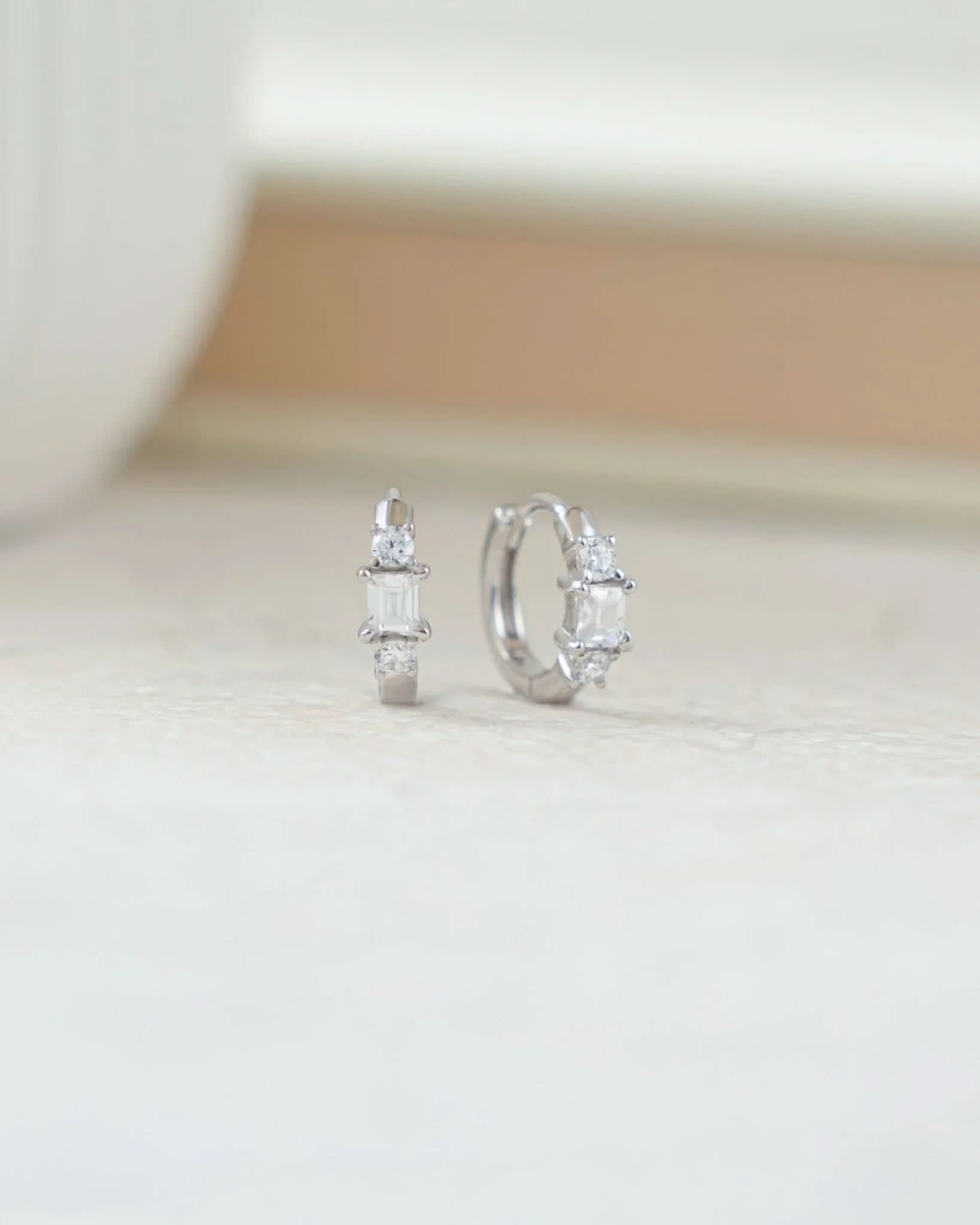 Kai Huggie Hoops