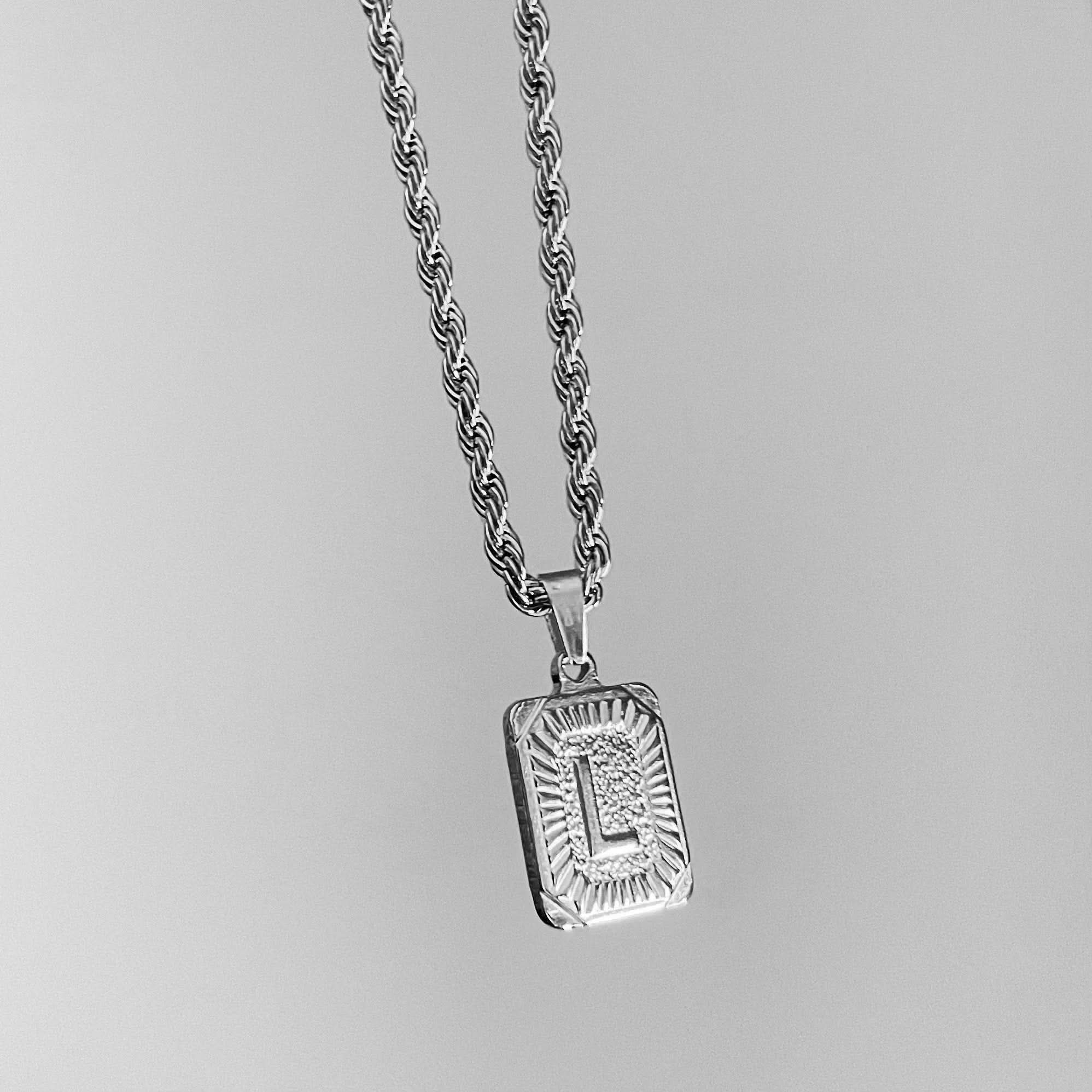 Stella Initial