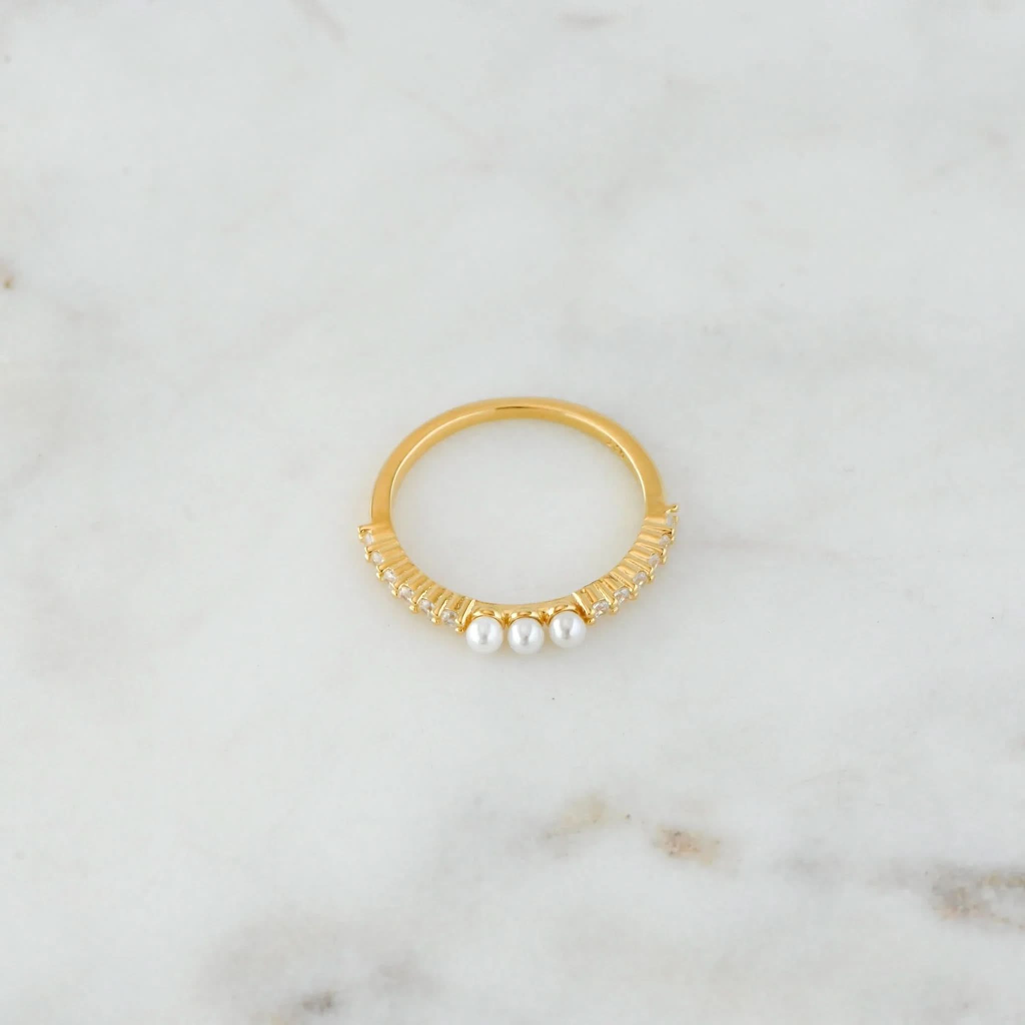 Three Pearl Ring